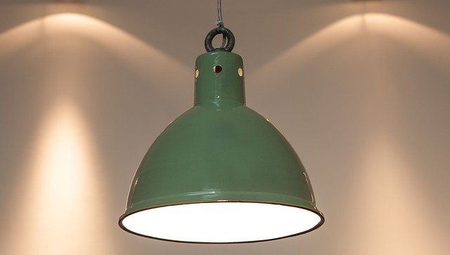 Zelené stropní svítidlo